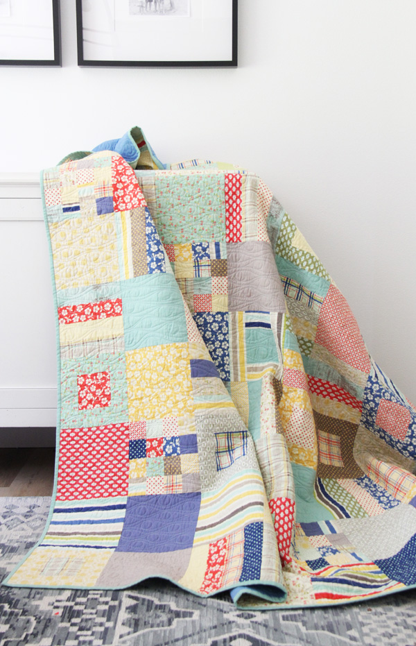 Free Strips and Squares Quilt, a super simple Fat Quarter or ¼ yard quilt in 4 sizes