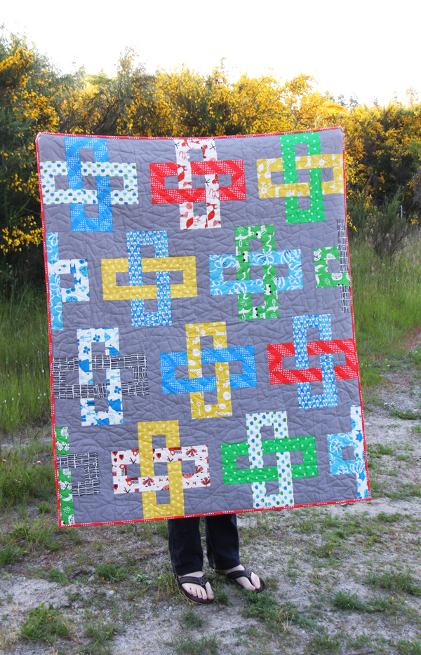 Simplify Quilt Pattern, a simple jelly roll quilt in 5 sizes